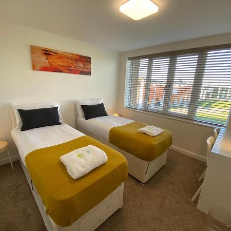 Bushfield House Apartment Peterborough Exterior photo
